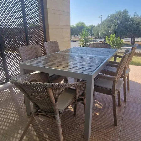 Turtle Bay Village Garden 2-bedroom Sea Apartamento Cirénia