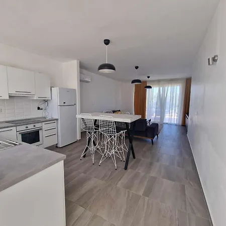 Turtle Bay Village Garden 2-bedroom Sea *