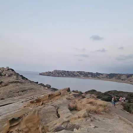 Turtle Bay Village Garden 2-bedroom Sea Appartement Kyrenia (Northern Cyprus)